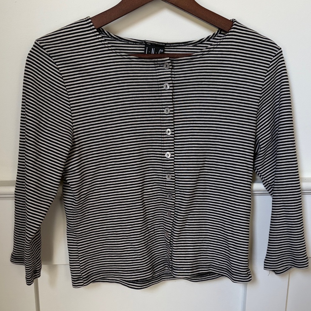 Vintage 90’s chic Boatneck Black & White Striped Button-Front Women's Top S /M